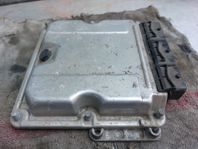 bontott RENAULT LAGUNA II Motorvezérlő