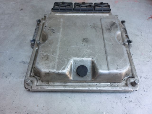 bontott RENAULT LAGUNA II Motorvezérlő