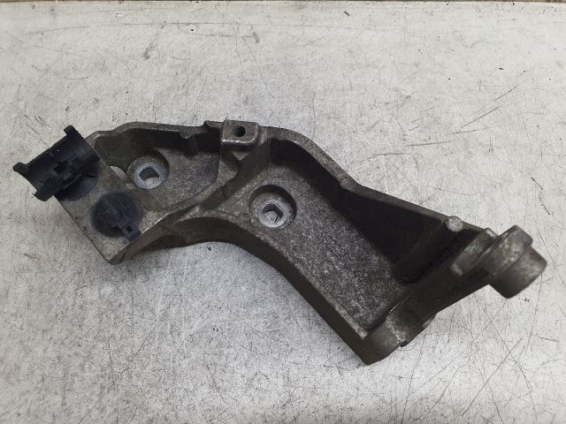 bontott RENAULT LAGUNA II Nagynyomású Szivattyú Bak