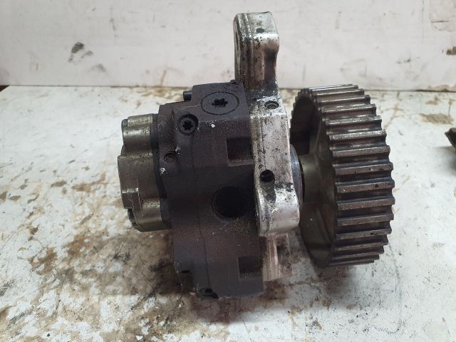 bontott RENAULT LAGUNA II Nagynyomású Szivattyú