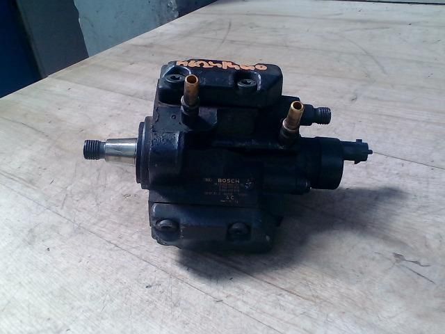 bontott RENAULT LAGUNA II Nagynyomású Szivattyú