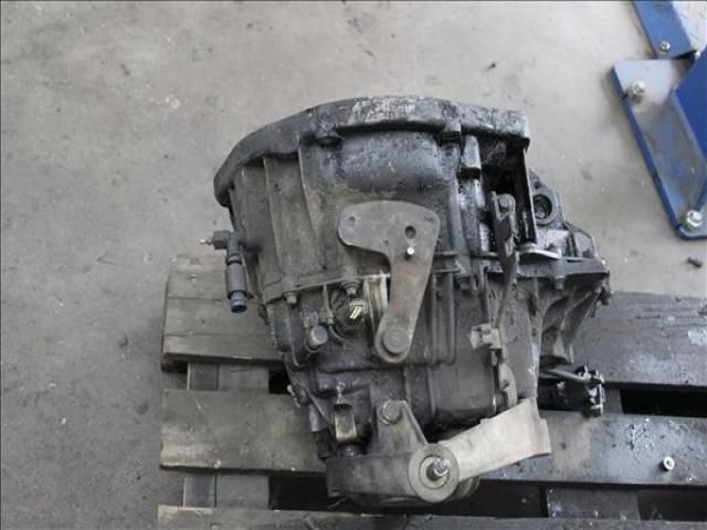 bontott RENAULT LAGUNA II Váltó (Mechanikus)