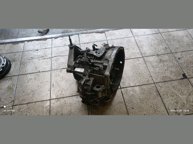 bontott RENAULT LAGUNA II Váltó (Mechanikus)