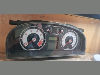 bontott RENAULT LAGUNA II Kilométeróra