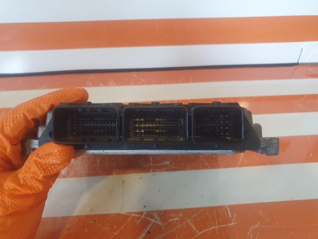 bontott RENAULT LAGUNA II Motorvezérlő