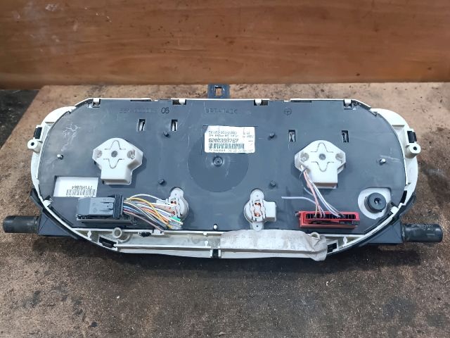 bontott RENAULT LAGUNA II Kilométeróra