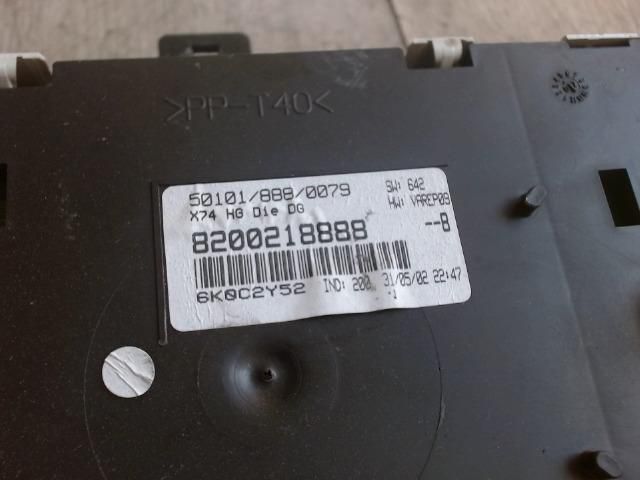 bontott RENAULT LAGUNA II Kilométeróra