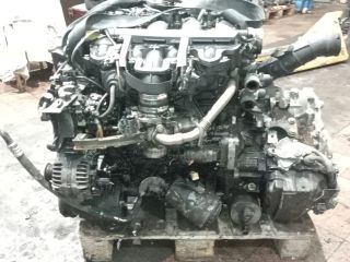 bontott RENAULT LAGUNA II Motor (Fűzött blokk hengerfejjel)