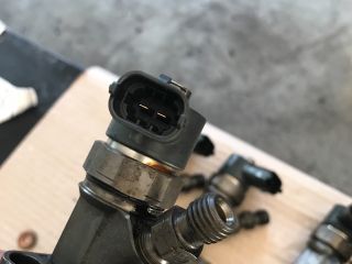 bontott RENAULT LAGUNA II Porlasztó Sor / Híd