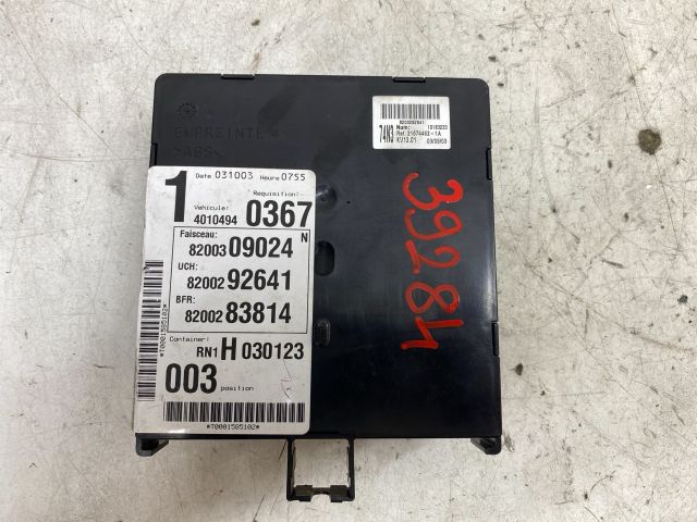 bontott RENAULT LAGUNA II Biztosítéktábla Motortér