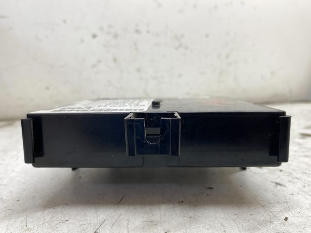 bontott RENAULT LAGUNA II Biztosítéktábla Motortér