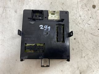 bontott RENAULT LAGUNA II Biztosítéktábla Motortér