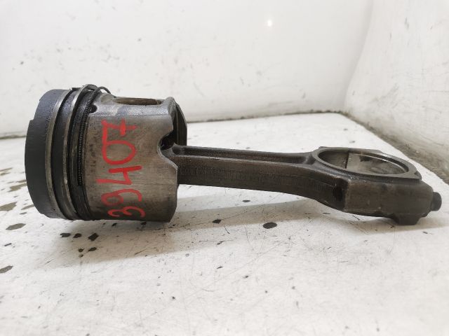 bontott RENAULT LAGUNA II Dugattyú és Hajtókar