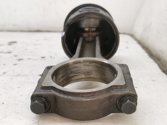 bontott RENAULT LAGUNA II Dugattyú és Hajtókar