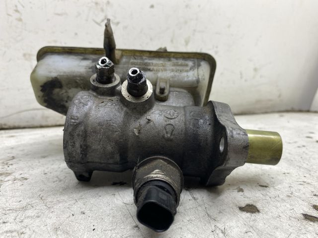 bontott RENAULT LAGUNA II Főfékhenger