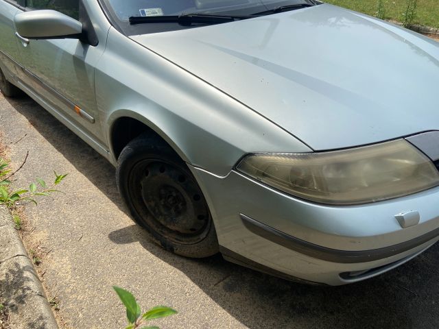 bontott RENAULT LAGUNA II Hengerfej