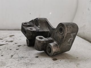 bontott RENAULT LAGUNA II Motor Tartó Bak (Fém)