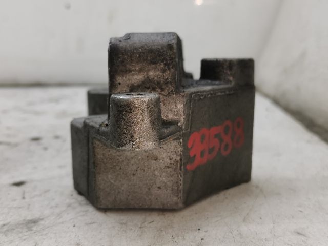 bontott RENAULT LAGUNA II Motor Tartó Bak (Fém)