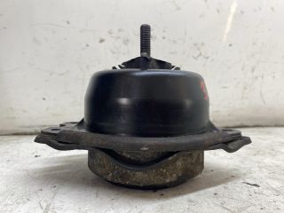 bontott RENAULT LAGUNA II Motor Tartó Bak (Fém)