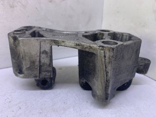 bontott RENAULT LAGUNA II Motor Tartó Bak (Fém)