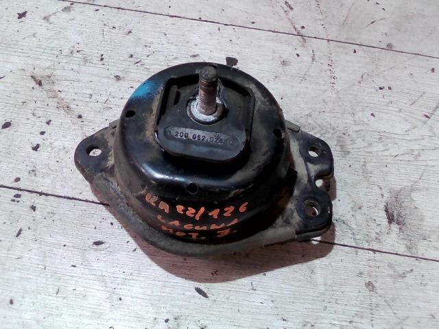 bontott RENAULT LAGUNA II Motor Tartó Bak Jobb