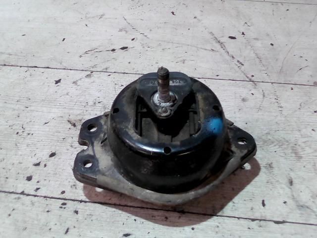 bontott RENAULT LAGUNA II Motor Tartó Bak Jobb