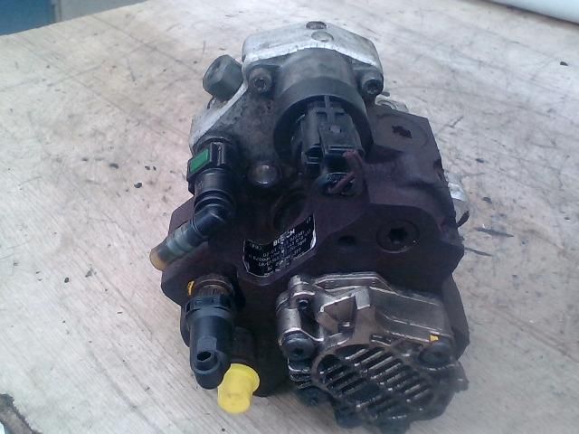 bontott RENAULT LAGUNA II Nagynyomású Szivattyú