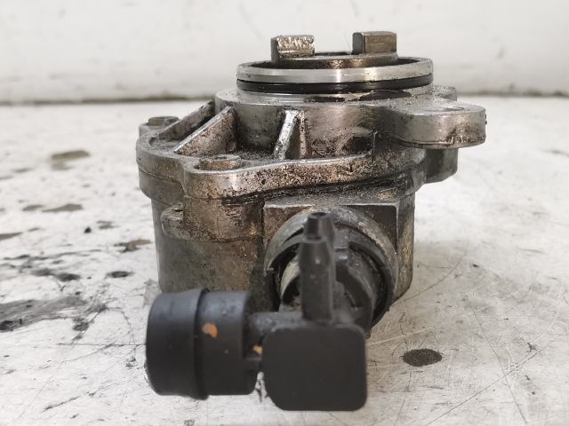 bontott RENAULT LAGUNA II Vákumpumpa