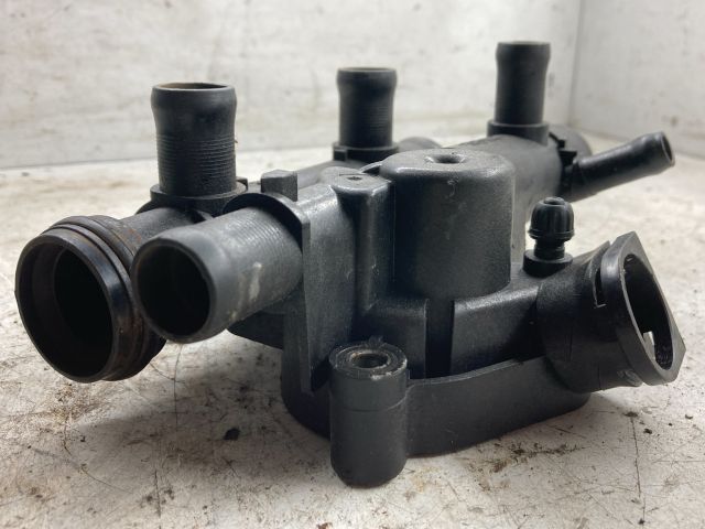 bontott RENAULT LAGUNA II Termosztátház