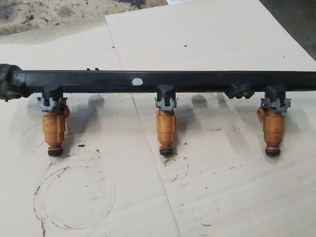 bontott RENAULT LAGUNA II Porlasztó Sor / Híd