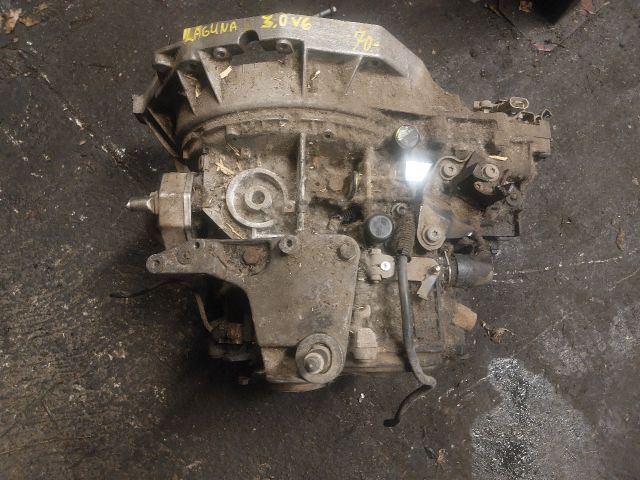 bontott RENAULT LAGUNA II Váltó (Mechanikus)