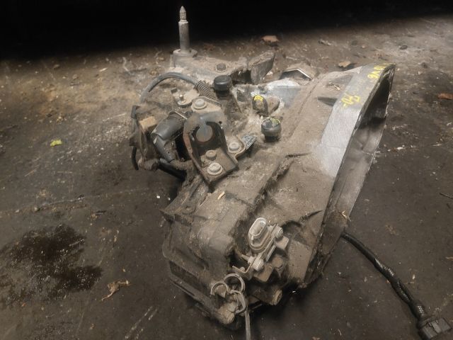 bontott RENAULT LAGUNA II Váltó (Mechanikus)