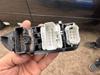 bontott RENAULT LAGUNA II Ablakemelő és Tükör Kapcsoló