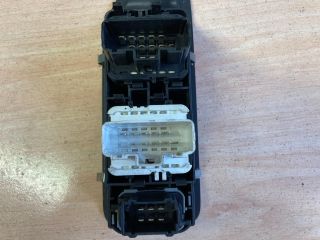 bontott RENAULT LAGUNA II Ablakemelő Kapcsoló Négyes / Kettes