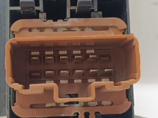 bontott RENAULT LAGUNA II Ablakemelő Kapcsoló Négyes / Kettes