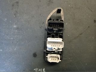 bontott RENAULT LAGUNA II Ablakemelő Kapcsoló Négyes / Kettes