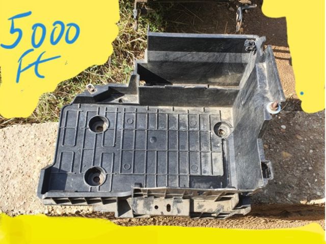 bontott RENAULT LAGUNA II Akkumulátor Tartó