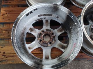 bontott RENAULT LAGUNA II Alufelni Szett