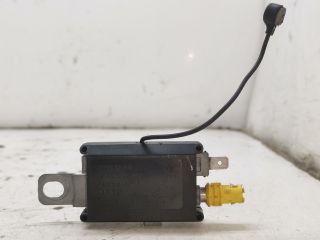 bontott RENAULT LAGUNA II Antenna Erősítő