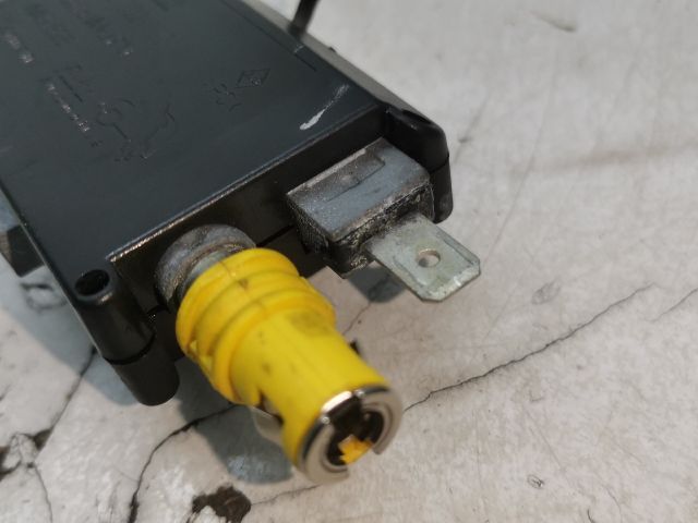 bontott RENAULT LAGUNA II Antenna Erősítő