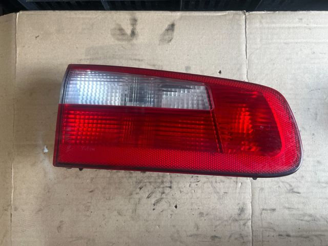 bontott RENAULT LAGUNA II Bal Belső Hátsó Lámpa