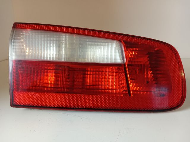 bontott RENAULT LAGUNA II Bal Belső Hátsó Lámpa