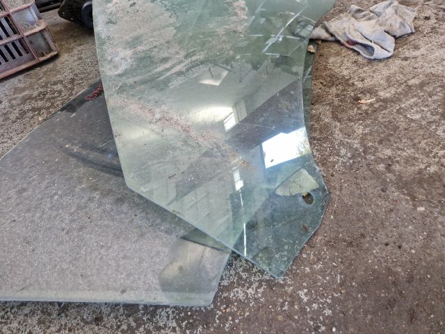 bontott RENAULT LAGUNA II Bal első Ablak