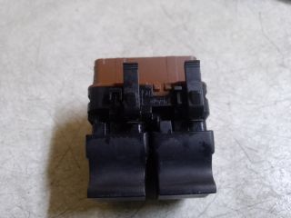 bontott RENAULT LAGUNA II Bal első Ablakemelő Kapcsoló