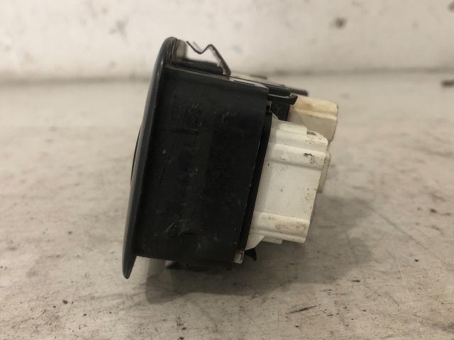 bontott RENAULT LAGUNA II Bal első Ablakemelő Kapcsoló