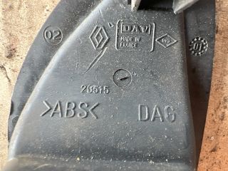 bontott RENAULT LAGUNA II Bal első Ablakemelő Kapcsoló