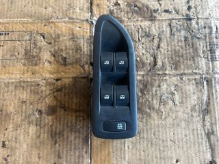 bontott RENAULT LAGUNA II Bal első Ablakemelő Kapcsoló