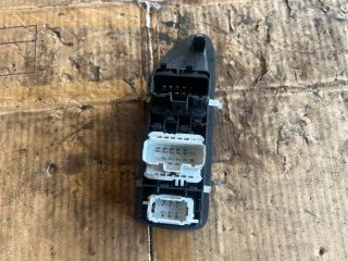 bontott RENAULT LAGUNA II Bal első Ablakemelő Kapcsoló