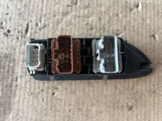 bontott RENAULT LAGUNA II Bal első Ablakemelő Kapcsoló