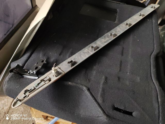 bontott RENAULT LAGUNA II Bal első Ajtó Díszléc